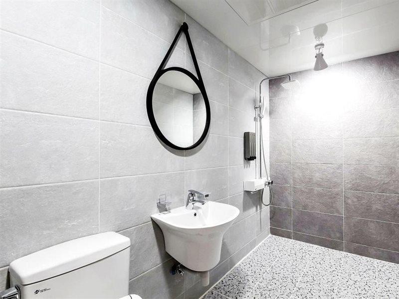 Ballantine Business Hotel Gwangju Metropolitan City Bagian luar foto